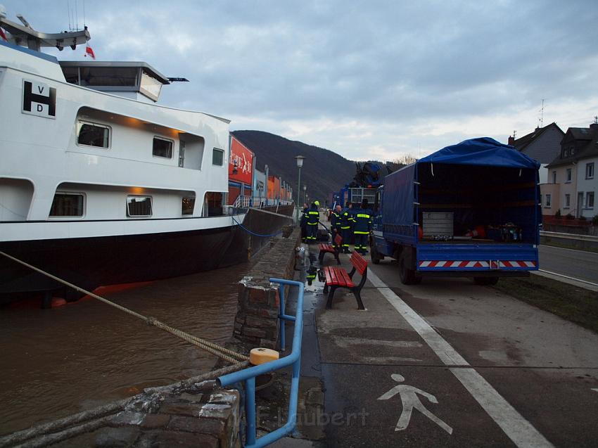 Schiff gesunken St Goarhausen Loreley P431.jpg